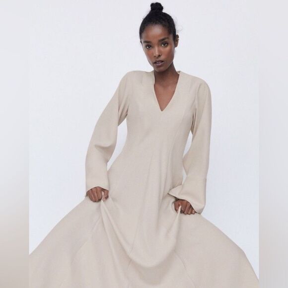NWT ZARA Bloggers Fav Voluminous V-Neck Cream Midi Women's Dress (Size S) - Picture 3 of 10